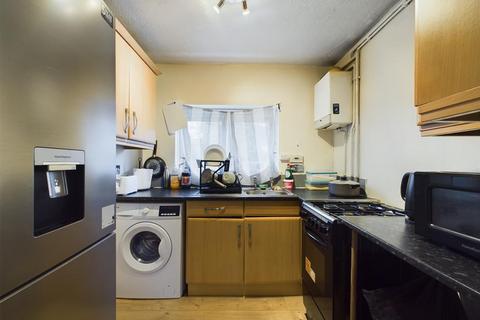 1 bedroom flat for sale, Milne Close, Crawley RH11
