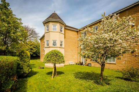 2 bedroom apartment for sale, Oakwood Gardens, Halifax HX2