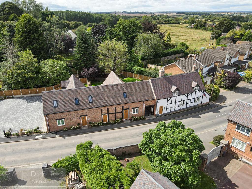 Cottages.jpg