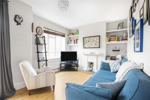 3 bedroom flat for sale, Aubyn Square, Putney, SW15