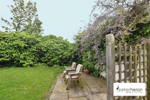 11 Knightsbridge, Sunderland, SR3 3DP