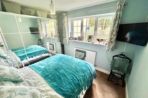 1 bedroom flat for sale, Calne Road, Lyneham, Chippenham