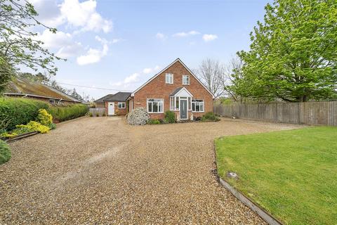 5 bedroom detached house for sale, Upavon Road, North Newnton, Pewsey