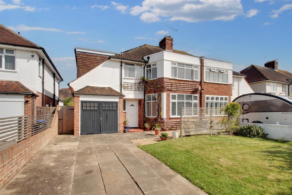 Robson Road, GoringBySea, Worthing 5 bed semidetached house for sale