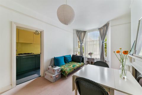 2 bedroom flat to rent, Mercers Road, Tufnell Park, N19