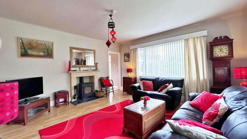 The Rhos, Haverfordwest 5 bed detached bungalow for sale £650,000