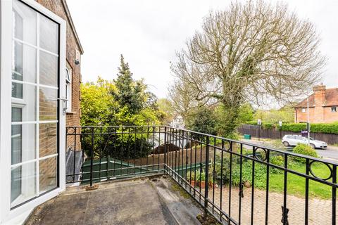 3 bedroom end of terrace house for sale, The Martlet, Hove