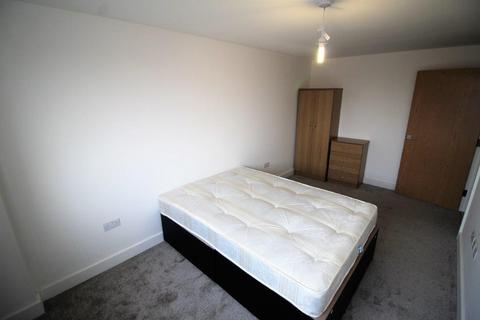 2 bedroom flat to rent, Palatine Road, Manchester, M22 4FY