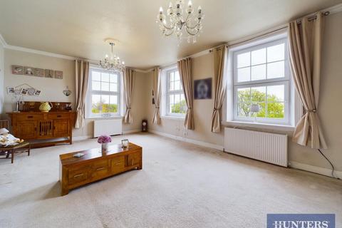 4 bedroom maisonette for sale, The Crescent, Filey