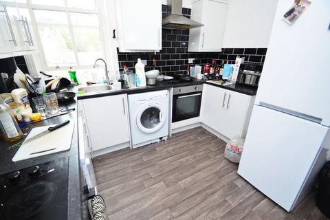 7 bedroom flat to rent, The Avenue, Durham