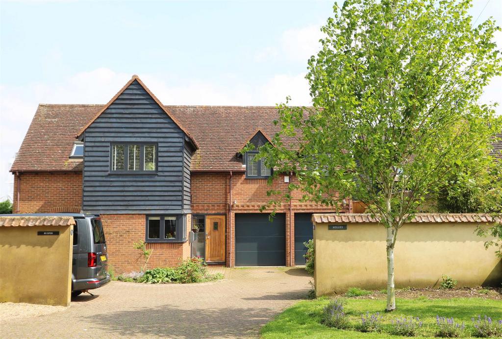 Haddenham, Buckinghamshire 4 bed detached house for sale £875,000