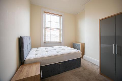 2 bedroom flat to rent, Albion Street, Kingston Upon Hull HU1