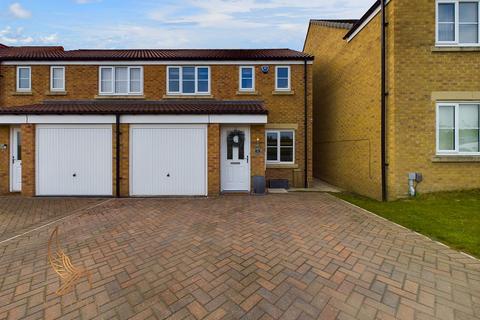 3 bedroom semi-detached house for sale, Willow View, Castleford WF10