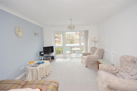 2 bedroom flat for sale, Grange Road, Eastbourne