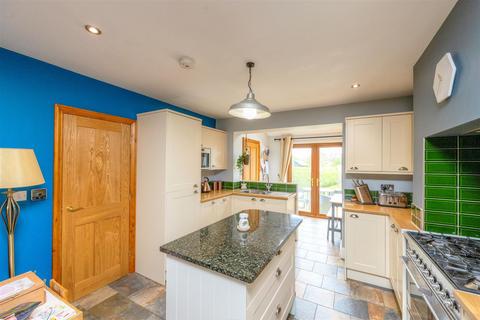 630 Stannington Road, Stannington, Sheffield, S6 6AE