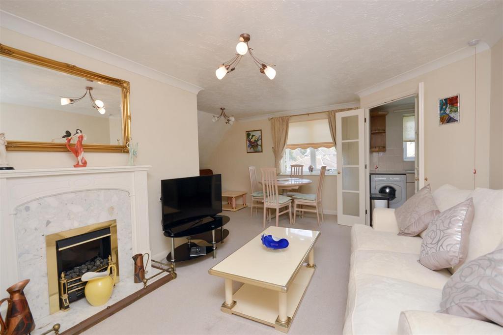 Granville Road, Eastbourne 1 bed retirement property for sale £119,950
