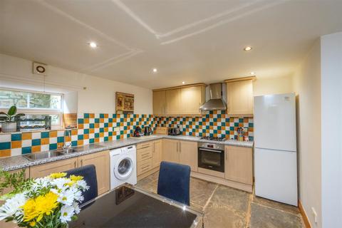 2 bedroom flat for sale, Southbourne Road, Broomhill, Sheffield