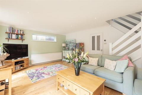 22 Barrons Row, Harpenden, AL5 1SD