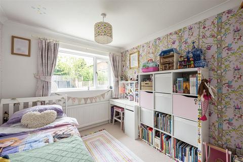 22 Barrons Row, Harpenden, AL5 1SD