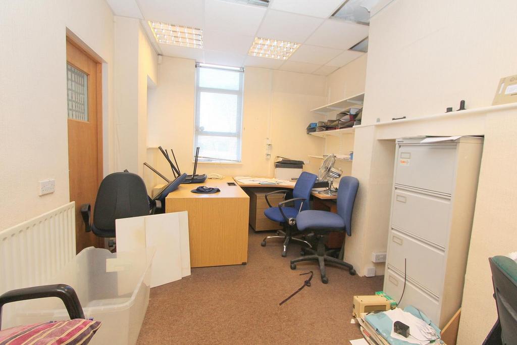 Office d.jpg