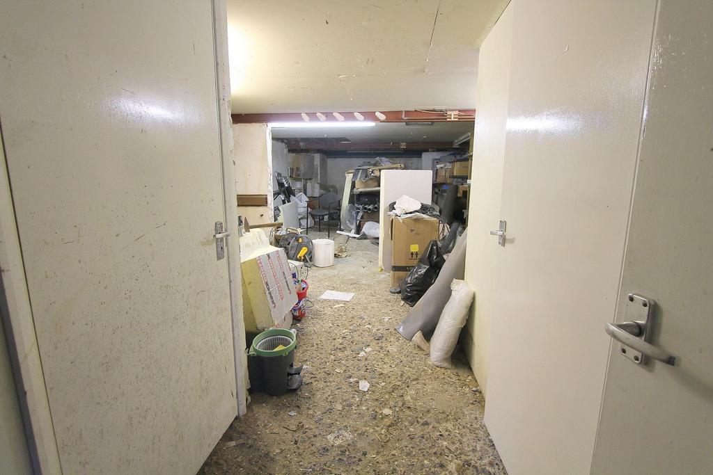 Basement b.jpg