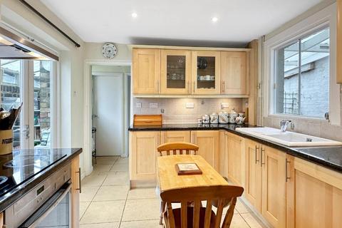 4 bedroom detached house for sale, Trafalgar Street, Cambridge