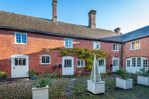 2 bedroom barn conversion to rent, The Ostlers, 3 Patshull Hall Mews, Burnhill Green