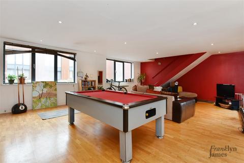 undefined, Reservoir Studios, Wapping, E1W