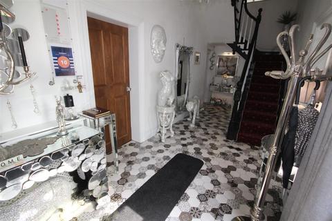6 bedroom semi-detached house for sale, Abbey Road, Llandudno