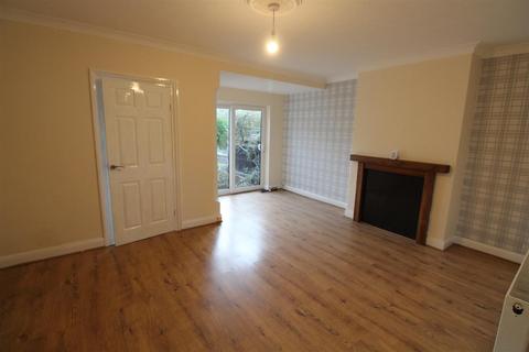 3 bedroom terraced house to rent, Etherington Drive, Hull