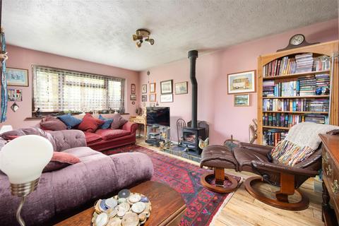33 Oak Drive, North Bradley, Trowbridge, BA14 0SW