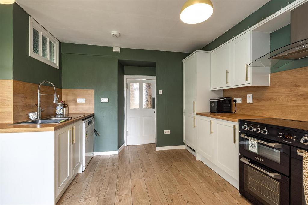 8 Roxburgh Street Galashiels 16.JPG