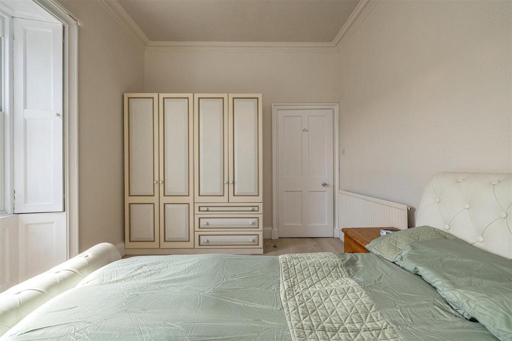 8 Roxburgh Street Galashiels 31.JPG