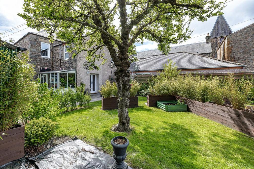 8 Roxburgh Street Galashiels 39.JPG