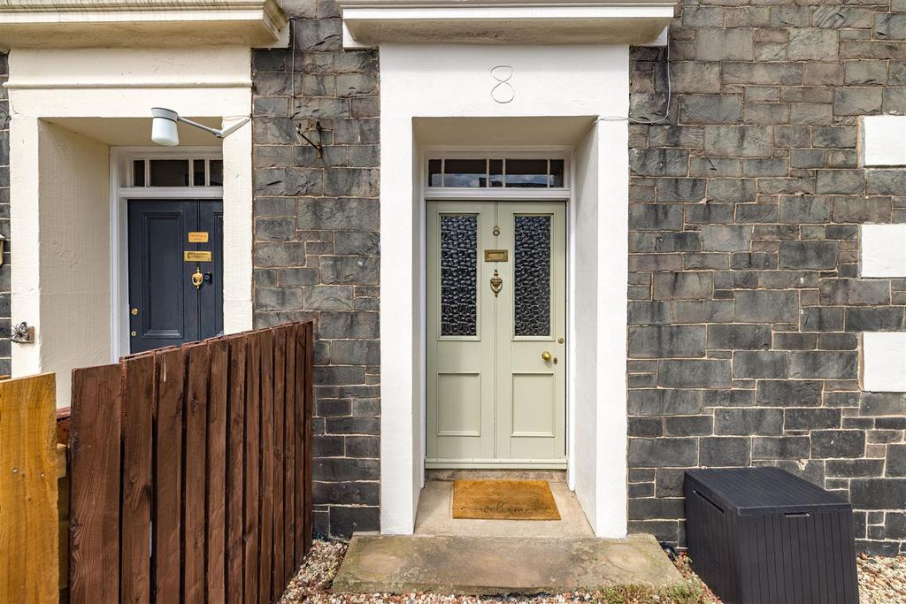 8 Roxburgh Street Galashiels 06.JPG