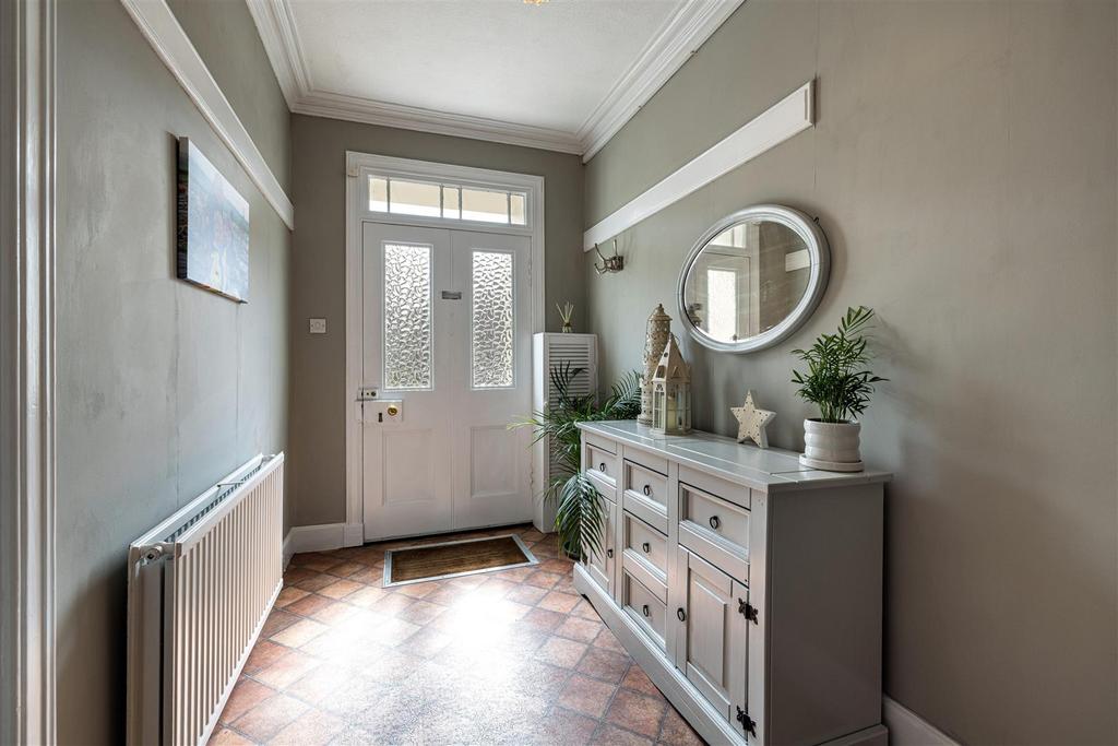 8 Roxburgh Street Galashiels 07.JPG