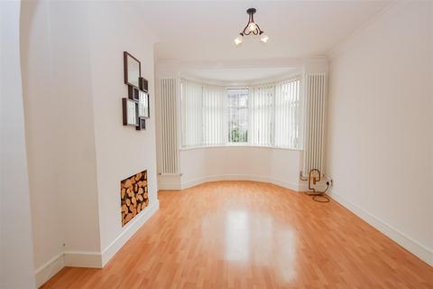 3 bedroom semi-detached house for sale, Kings Close, Crayford