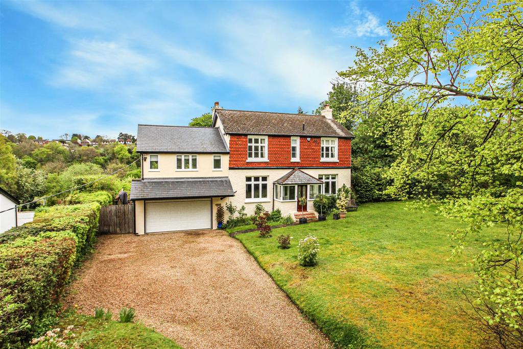 Ricketts Hill Road, Westerham TN16 4 bed detached house for sale £