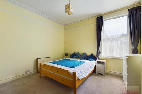 1 bedroom apartment for sale, Roxborough Park, Harrow