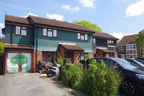 30 Benwell Close, Westlea, Swindon, SN5 7BY
