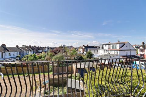 3 bedroom penthouse for sale, 1152 London Road, Leigh-on-Sea SS9