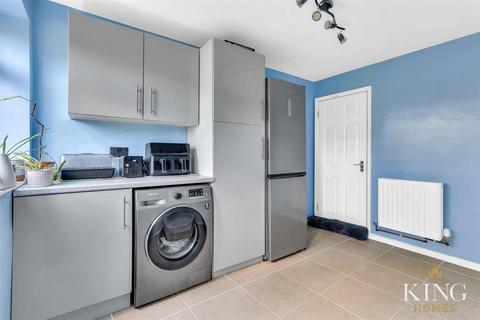 11 Hill View Road, Bidford On Avon, Alcester, B50 4DT