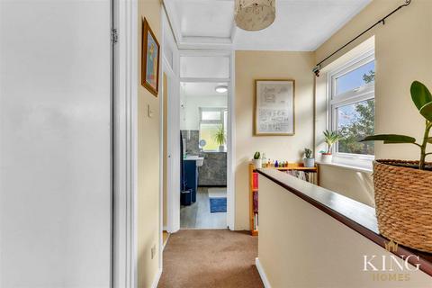 11 Hill View Road, Bidford On Avon, Alcester, B50 4DT