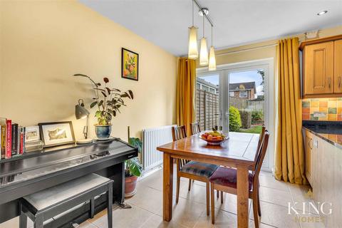 11 Hill View Road, Bidford On Avon, Alcester, B50 4DT