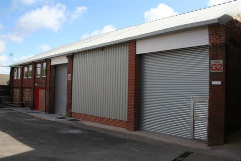 Industrial unit to rent, Fletcher Street, Lye, Stourbridge