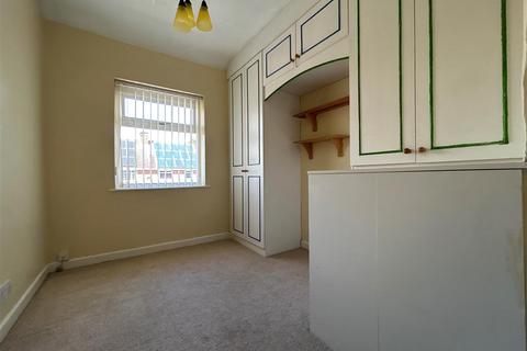 5 Aldridge Road, Oldbury, B68 0HA