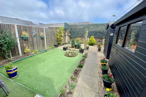 2 bedroom house for sale, Catchpole Close, Kessingland, Lowestoft, Suffolk, NR33