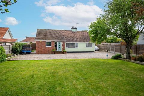 4 bedroom detached bungalow for sale, Cliff Lane, Great Yarmouth