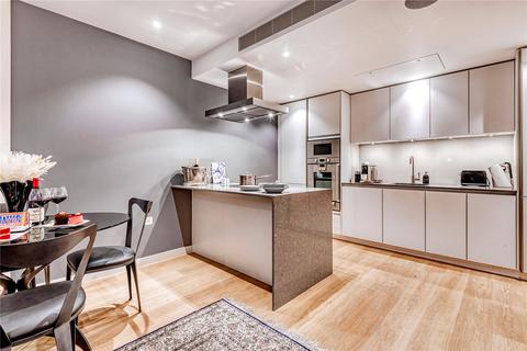 2 bedroom apartment for sale, Welllington House, 70 Buckingham Gate, London, SW1E