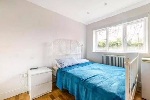 33a Ravensbourne Road, Bromley, BR1 1HN